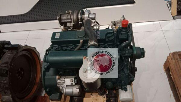 Дизельный двигатель Kubota V2403-T 3 Дизельный двигатель Kubota V2403-T