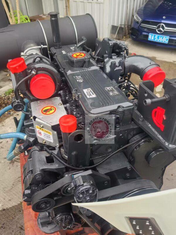 Komatsu SAA6D114E-3 Komatsu SAA6D114E-3